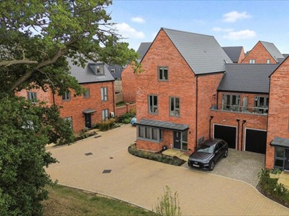 4 Bed Semi-Detached House, George Wicks Way, CM1