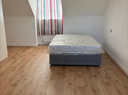 Room in a Shared House, Matthau Lane, MK4