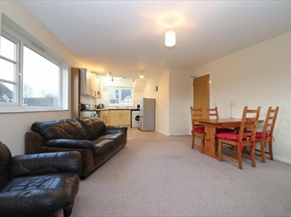 2 Bed Flat, Port Road, CA2