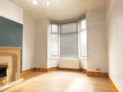 3 Bed End Terrace, Archer Road, B98