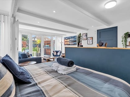 Studio Flat, Cecil Road, BN15