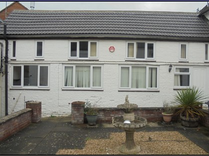 1 Bed End Terrace, Port Street, WR11