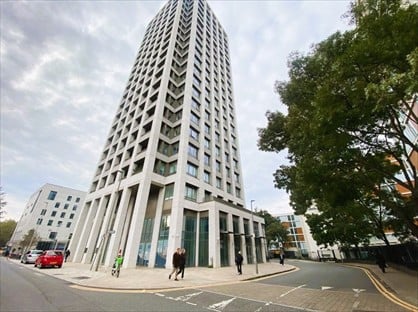 2 Bed Flat, Duval House, SW11