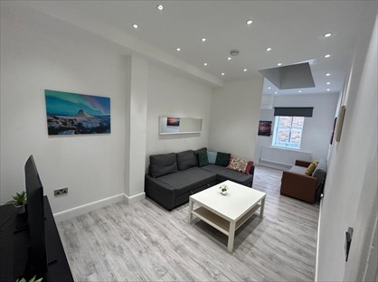 3 Bed Flat, Harrow Road, W9