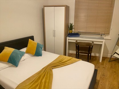 1 Bed Flat, Church Road, BN3