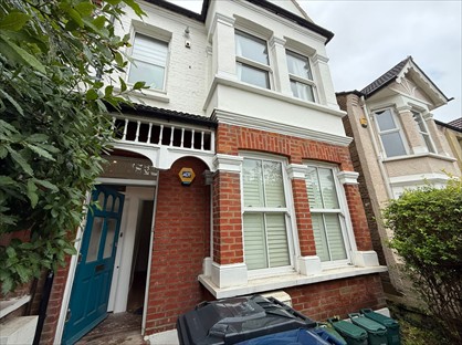 1 Bed Flat, Drayton Gardens, W13