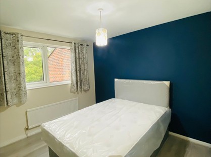 4 Bed Detached House, Jefferson Close, IG2