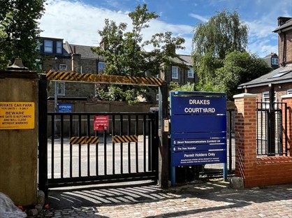 1 Bed Mobile Home, Drakes Courtyard, NW6