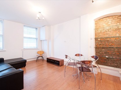 2 Bed Flat, Whitechapel High Street, E1