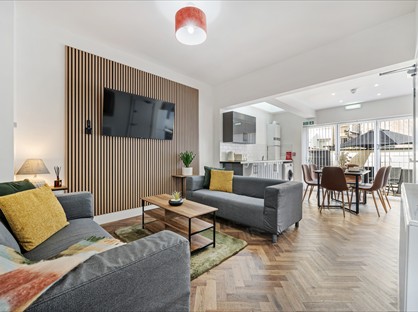 Room in a Shared House, Empress Road, L7