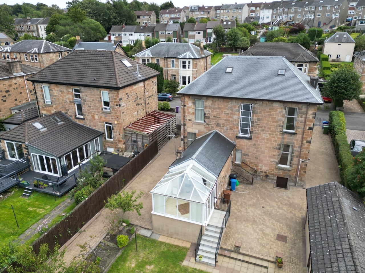 7 Bed Detached House, Glasgow, G44 photo 2
