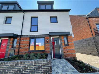 Room in a Shared House, Penny Black Lane, DA10