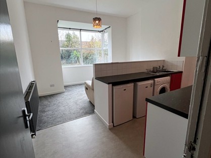 1 Bed Flat, Marlborough Avenue, HU5