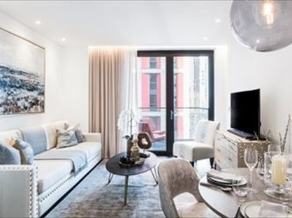 1 Bed Flat, Thornes House, SW11