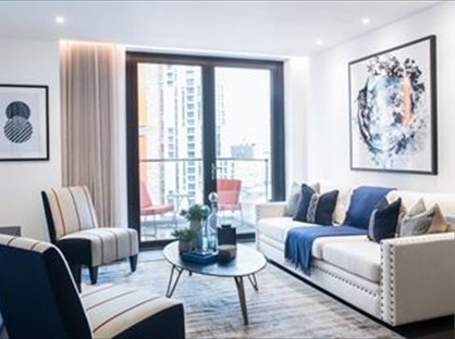 3 Bed Flat, Thornes House, SW11