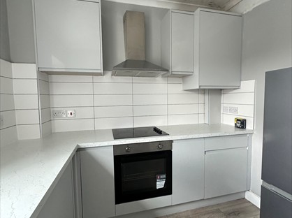 Studio Flat, Long Lane, UB10