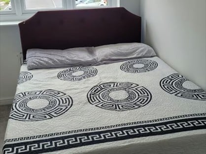 Room in a Shared House, Century Street, BL4