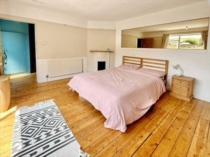 Room in a Shared House, Packhall Lane, TQ5