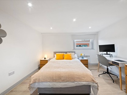 2 Bed Flat, Castle Street, RG1