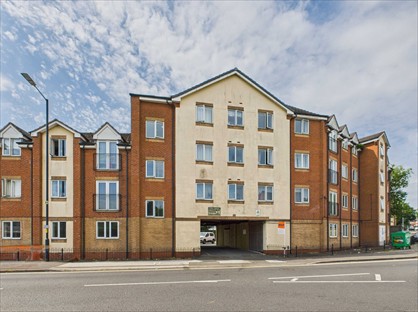 2 Bed Flat, Marton Court, WS3