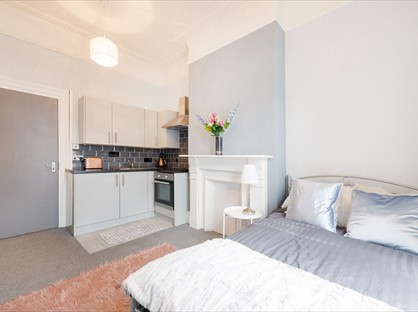 Bedsit, Cranbrook Road, BS6