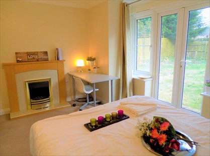 4 Bed End Terrace, William Kirby Close, CV4