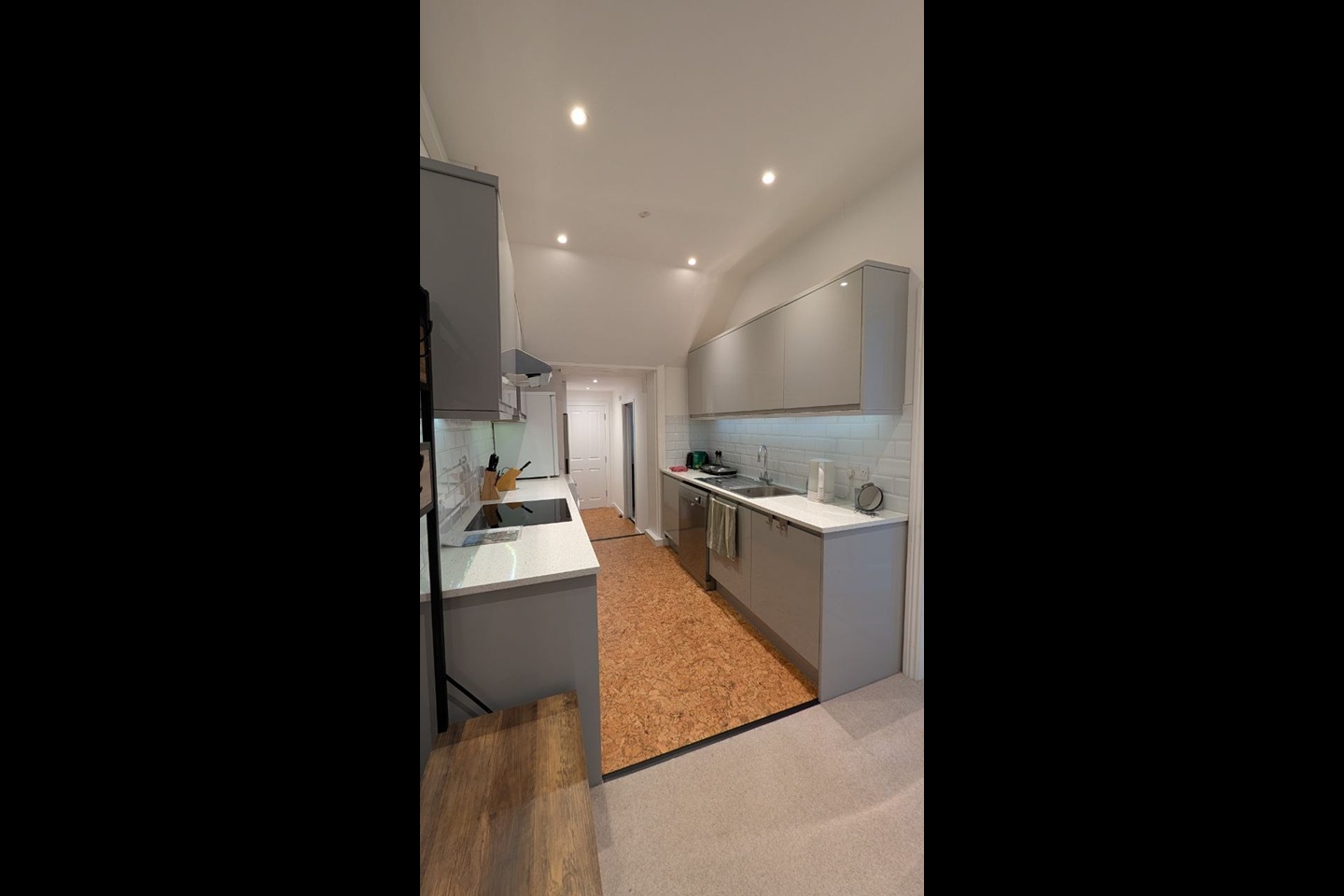 1 Bed Flat, Ditchling Rise, BN1 photo 3