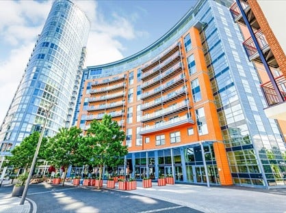 1 Bed Flat, The Crescent Building, PO1