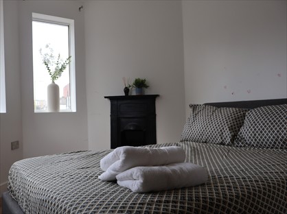 3 Bed Flat, Queens Road, WD17