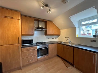 2 Bed Flat, Lampton Road, TW3