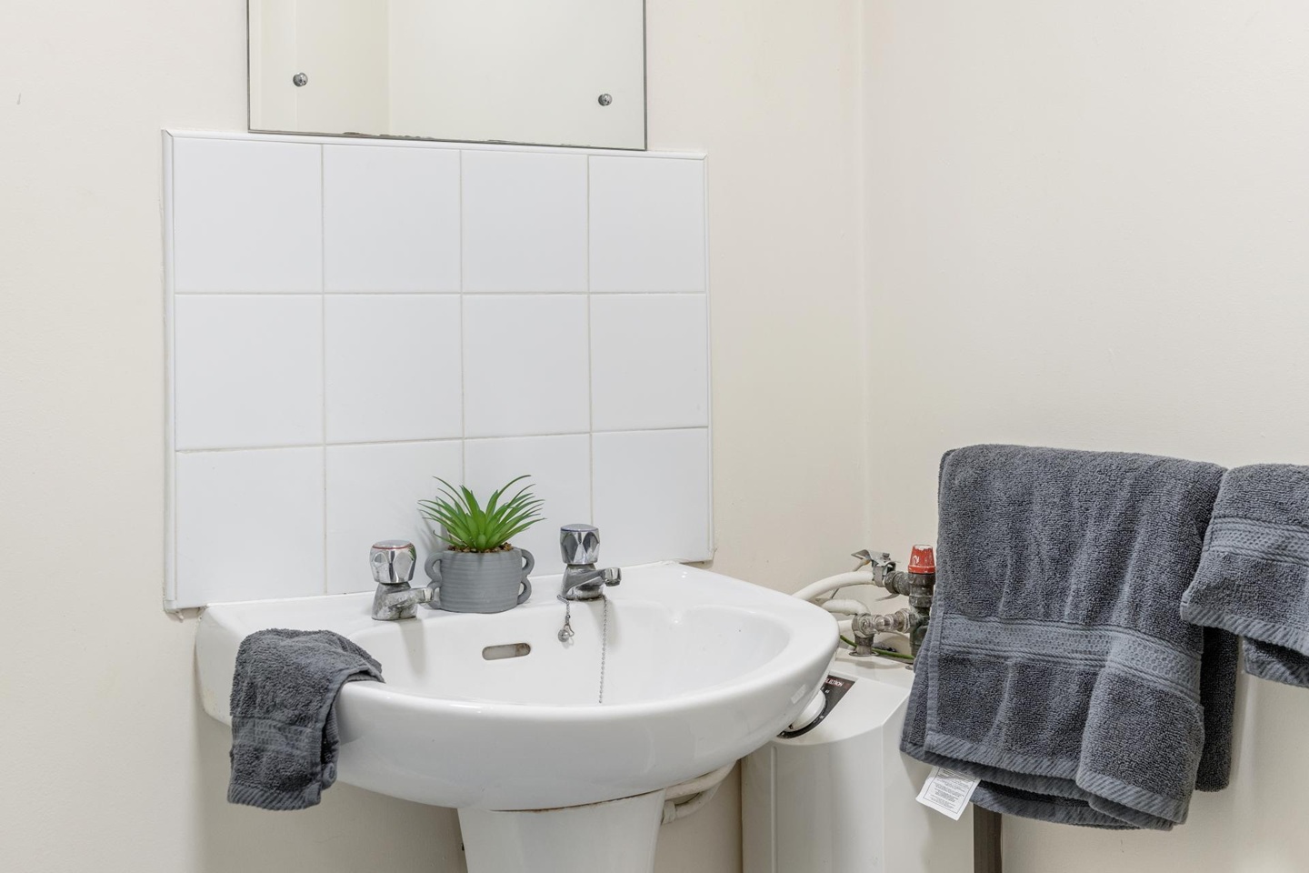 Additional image 4 of Room in a Shared Flat, The Farthings, NG7, N1 7GU