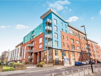 2 Bed Flat, Ratcliffe Court, BS2