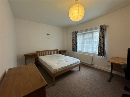 Room in a Shared House, Lyon Street, SO14