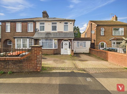 4 Bed Semi-Detached House, Houghton Road, LU5