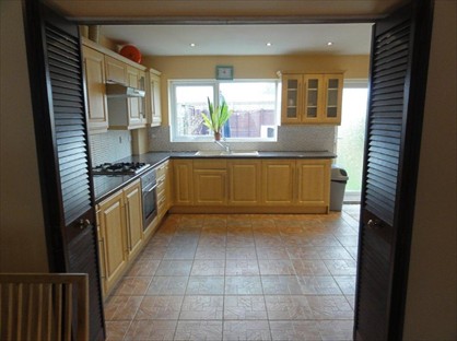 3 Bed Terraced House, Thames Avenue, UB6
