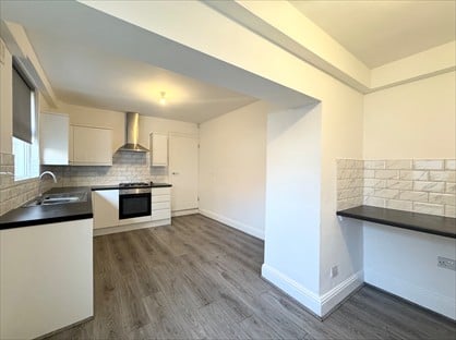 3 Bed Terraced House, Silverdale Avenue, L13