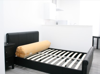 Studio Flat, Russell Street, RG1