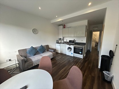 1 Bed Flat, Finchley Road, NW11