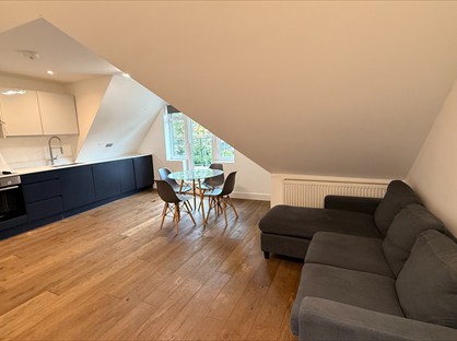 2 Bed Flat, Hendon Lane, N3