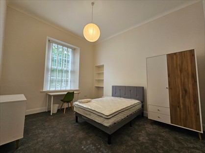 Room in a Shared Flat, Glasgow Street, G12
