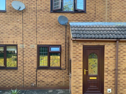 2 Bed Terraced House, Rhybas Court, DN15