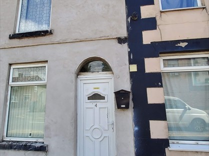 2 Bed Semi-Detached House, Ellesmere Street, M38