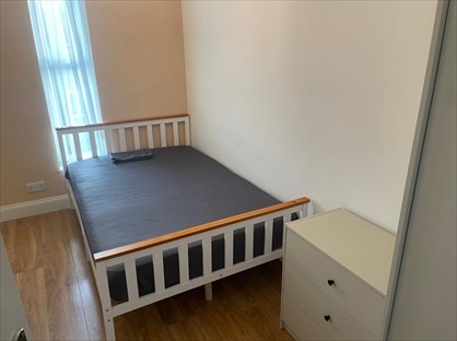 Room in a Shared House, Viola Close, SS15