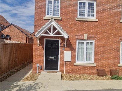 3 Bed Semi-Detached House, Stafford Way, LE16