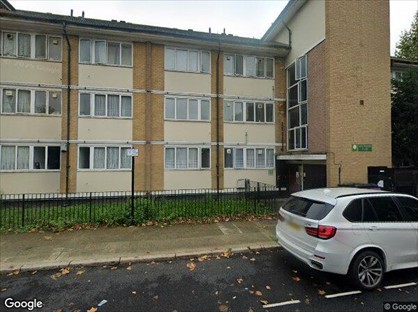 Room in a Shared Flat, Oak House, E14