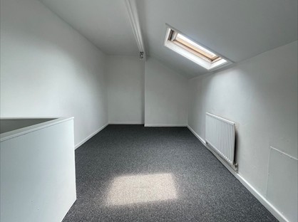 2 Bed Terraced House, Leeds, LS11