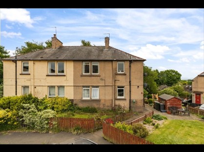 2 Bed Flat, Almondside, EH29
