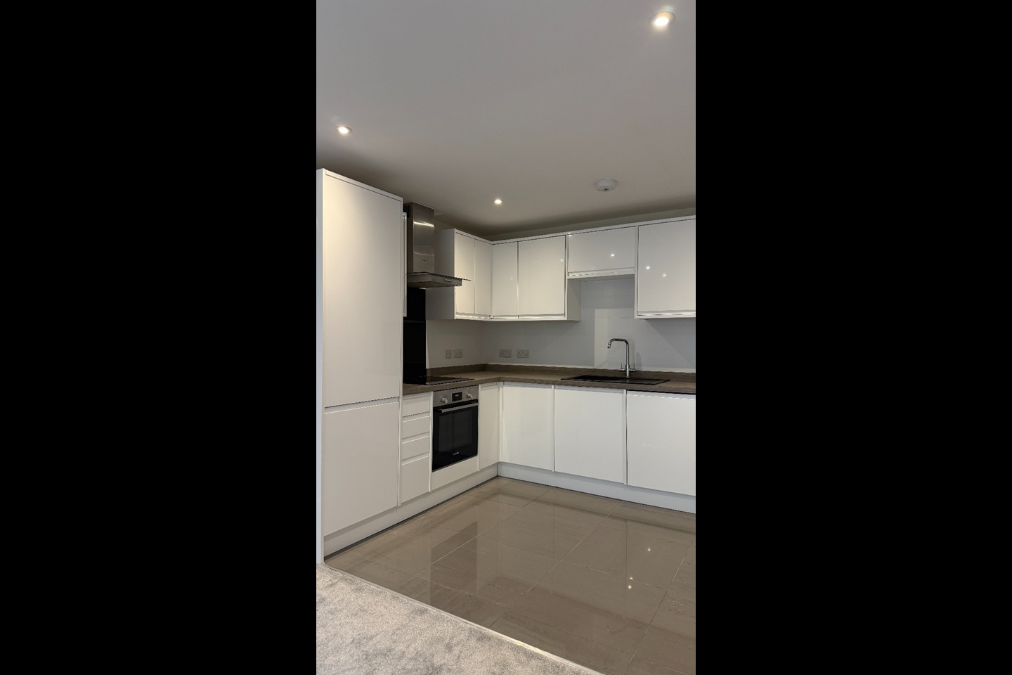 1 Bed Flat, Queens Terrace, SO14 photo 4