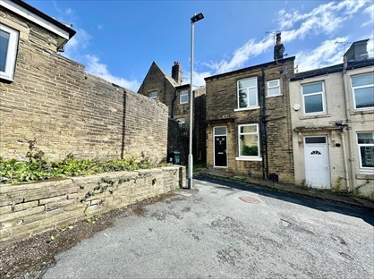2 Bed Terraced House, Providence Terrace, BD13