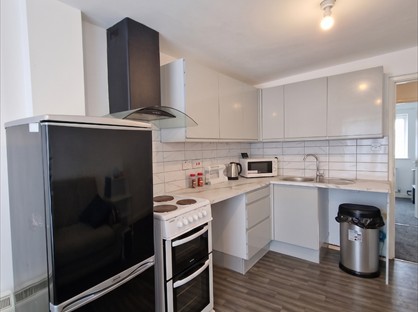 1 Bed Flat, Morris Green, BL3